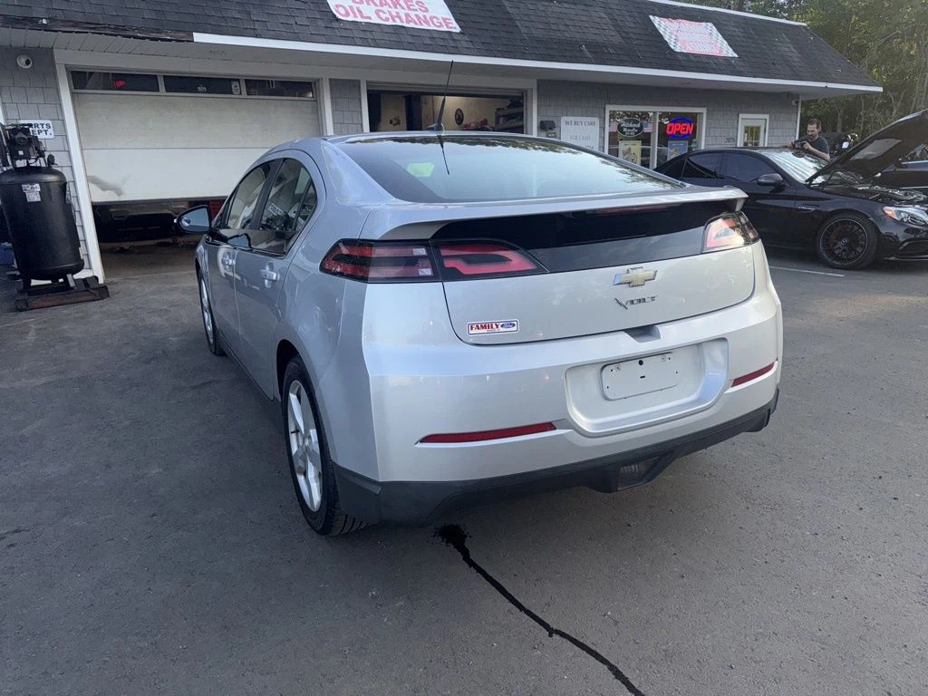 2014 Chevrolet Volt Base - Photo 16
