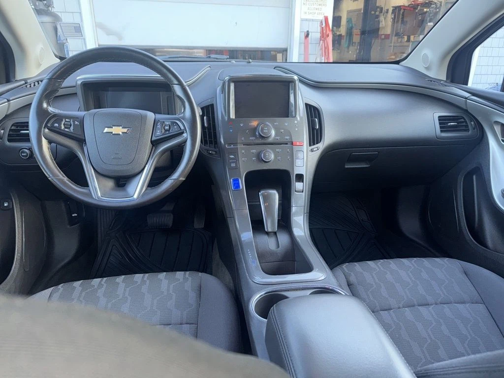 2014 Chevrolet Volt Base - Photo 33
