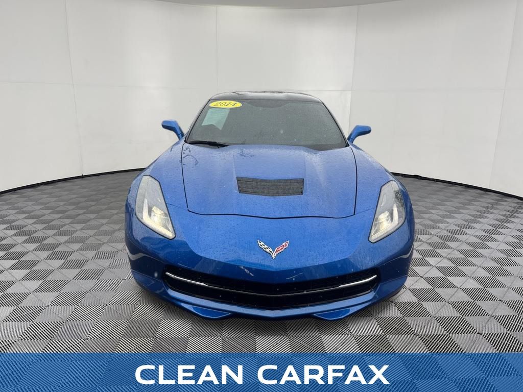 2014 Chevrolet Corvette Stingray view 2