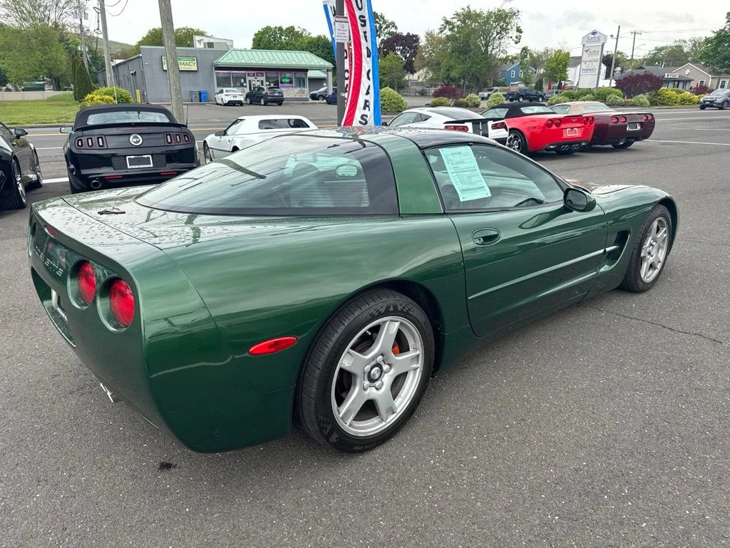 1997 Chevrolet Corvette view 4
