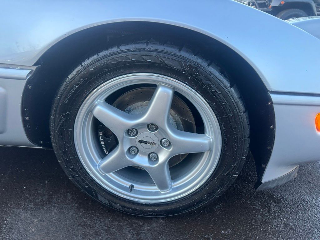 1996 Chevrolet Corvette - Photo 14