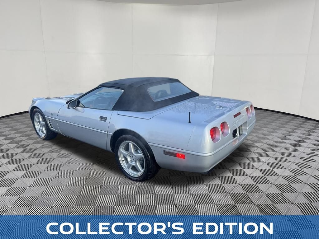 1996 Chevrolet Corvette view 5