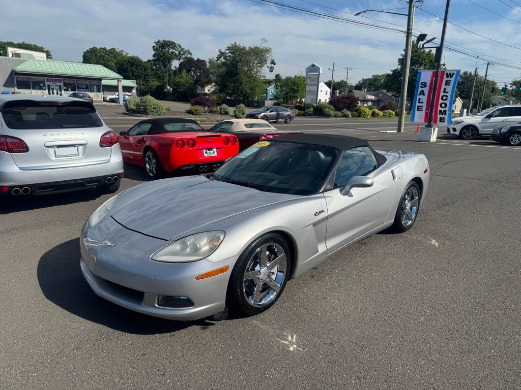 2005 Chevrolet Corvette Convertible's photo