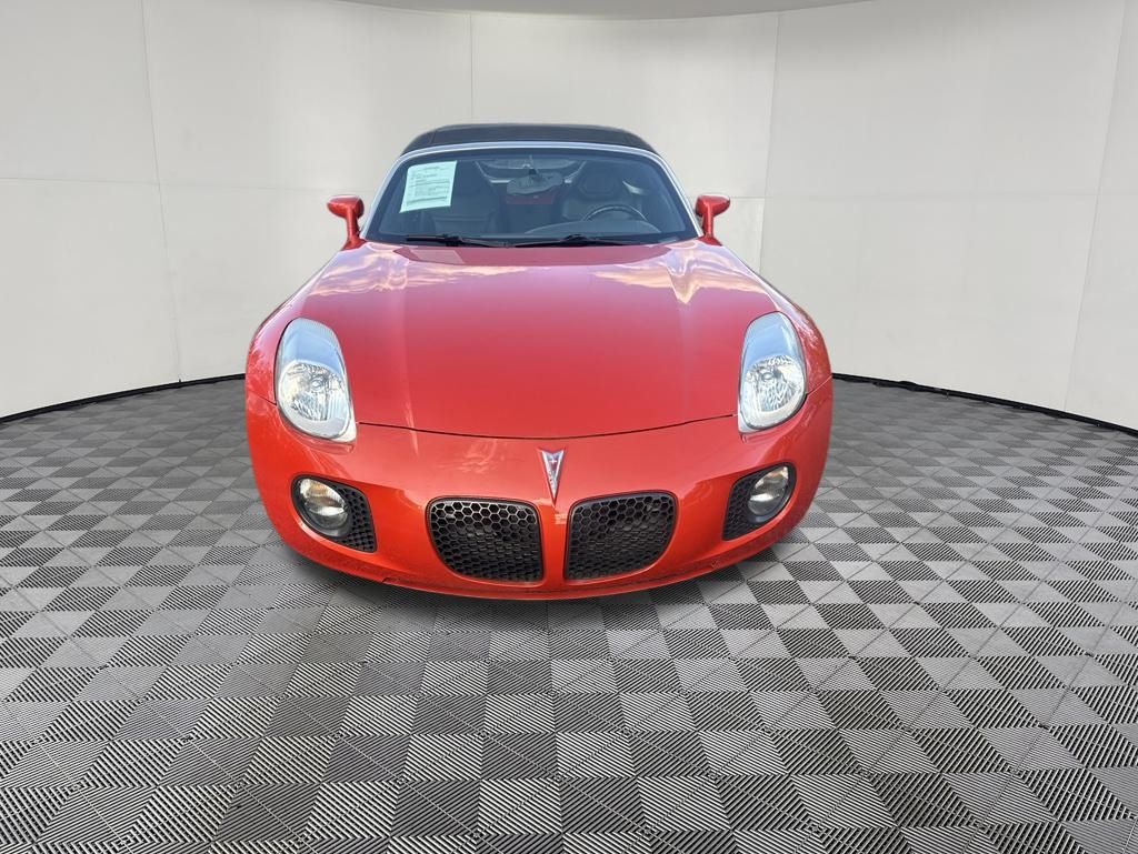 2008 Pontiac Solstice view 5