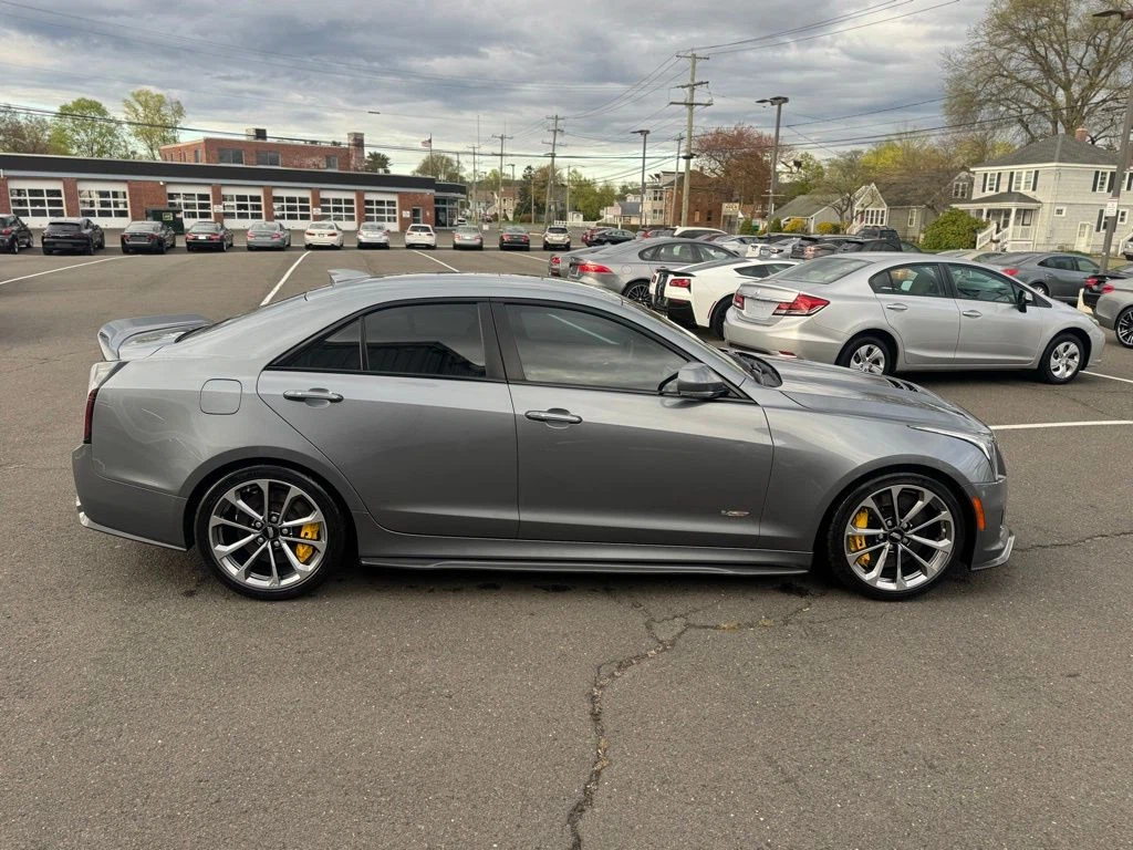 2018 Cadillac ATS-V view 4