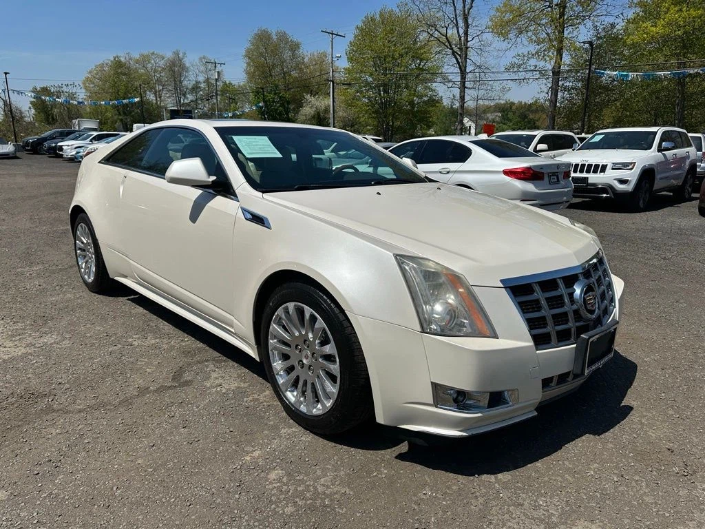 2014 Cadillac CTS view 3