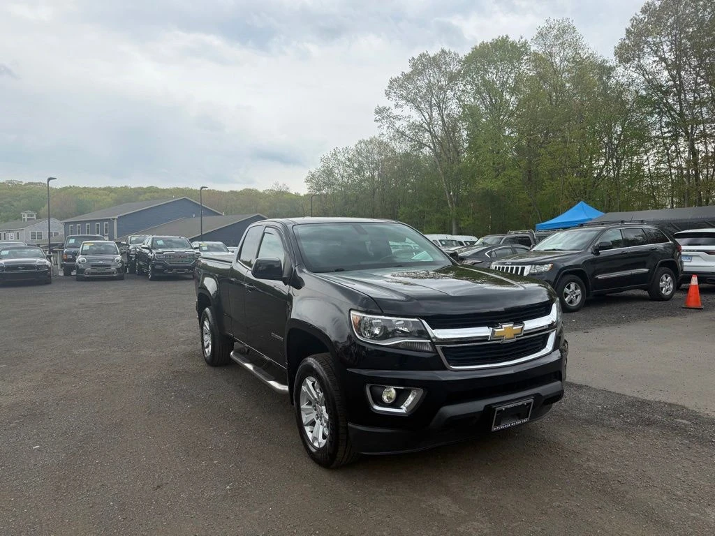 2015 Chevrolet Colorado view 3