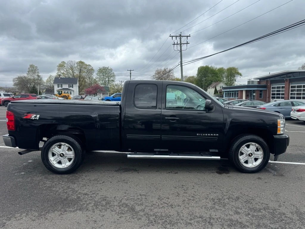 2013 Chevrolet Silverado 1500 view 4