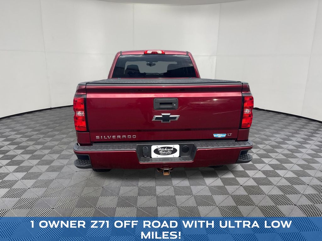 2016 Chevrolet Silverado 1500 view 4