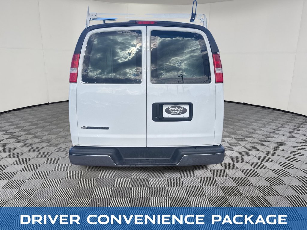 2019 Chevrolet Express 2500 view 5