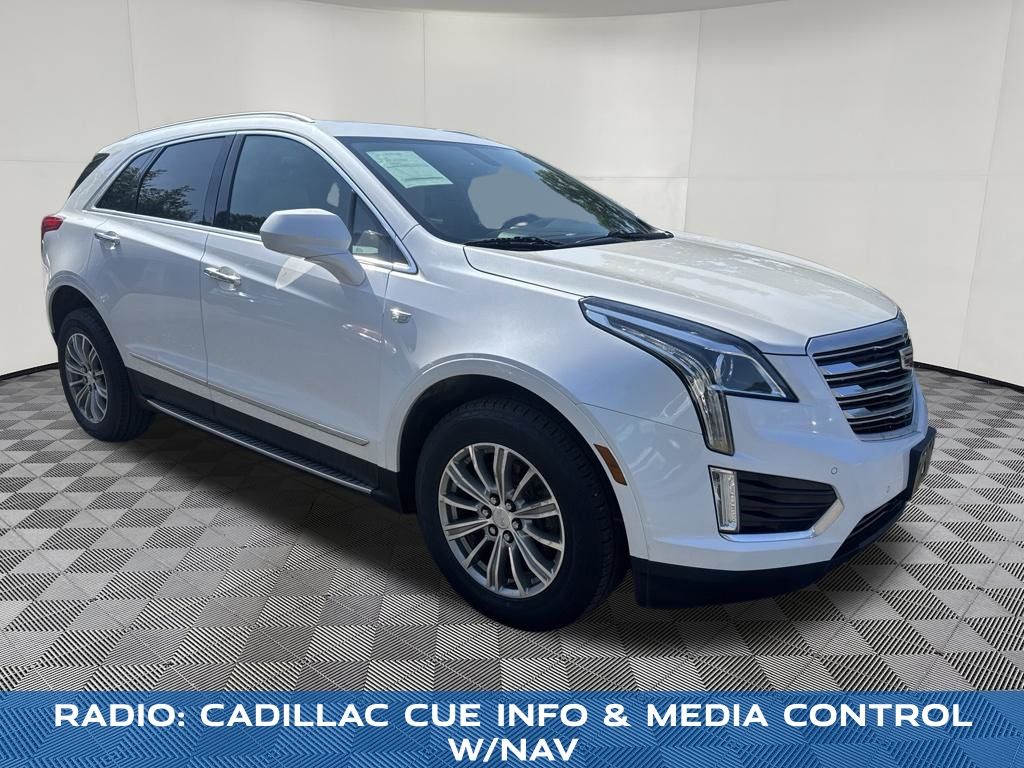 2017 Cadillac XT5 view 5