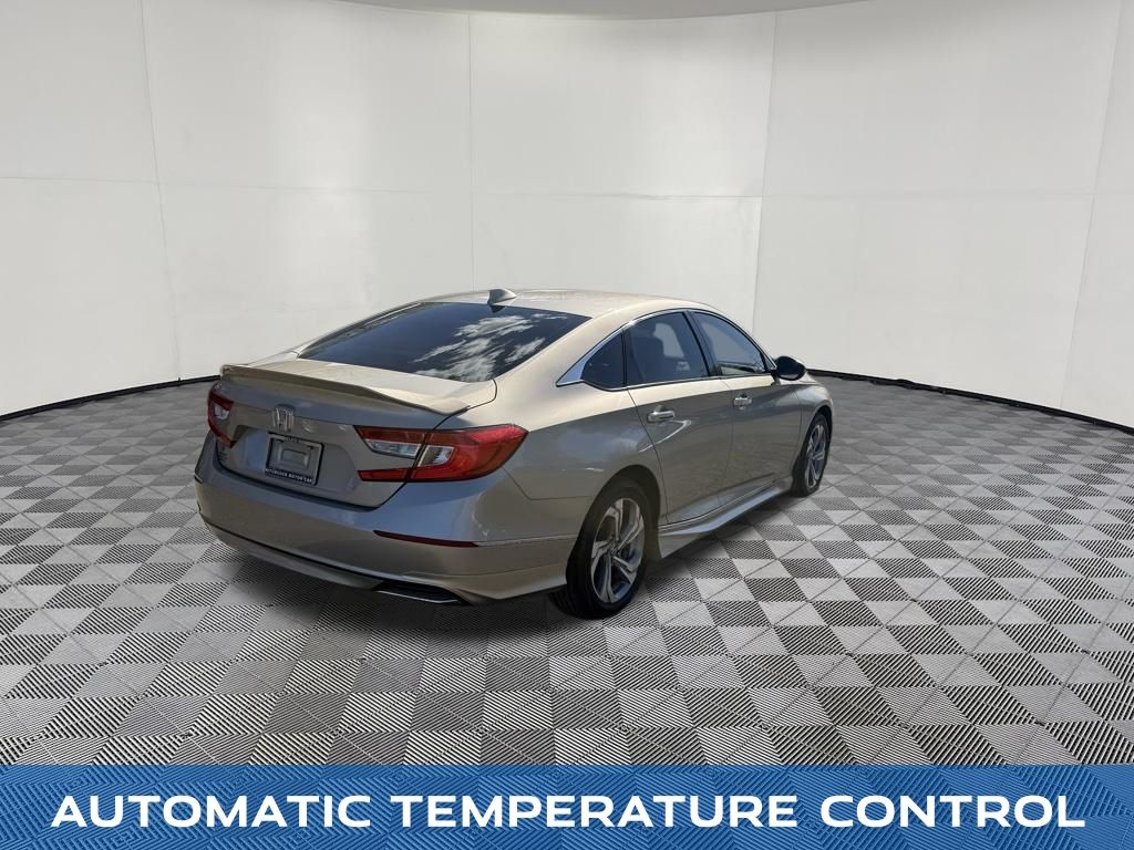 2020 Honda Accord view 5