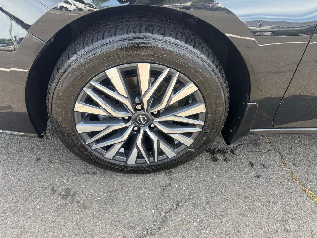 2023 Nissan Altima SV - Photo 17