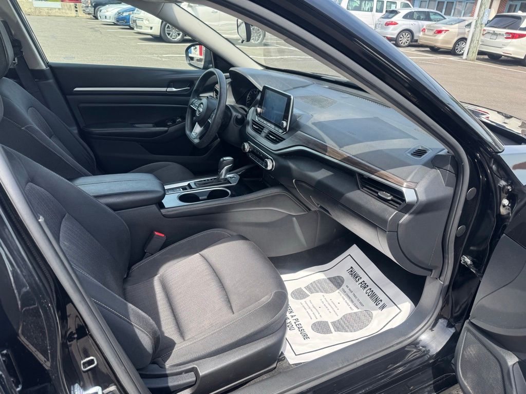 2023 Nissan Altima SV - Photo 24