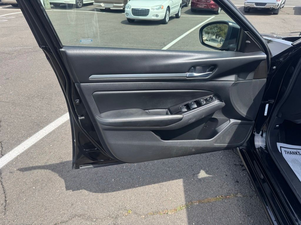 2023 Nissan Altima SV - Photo 31