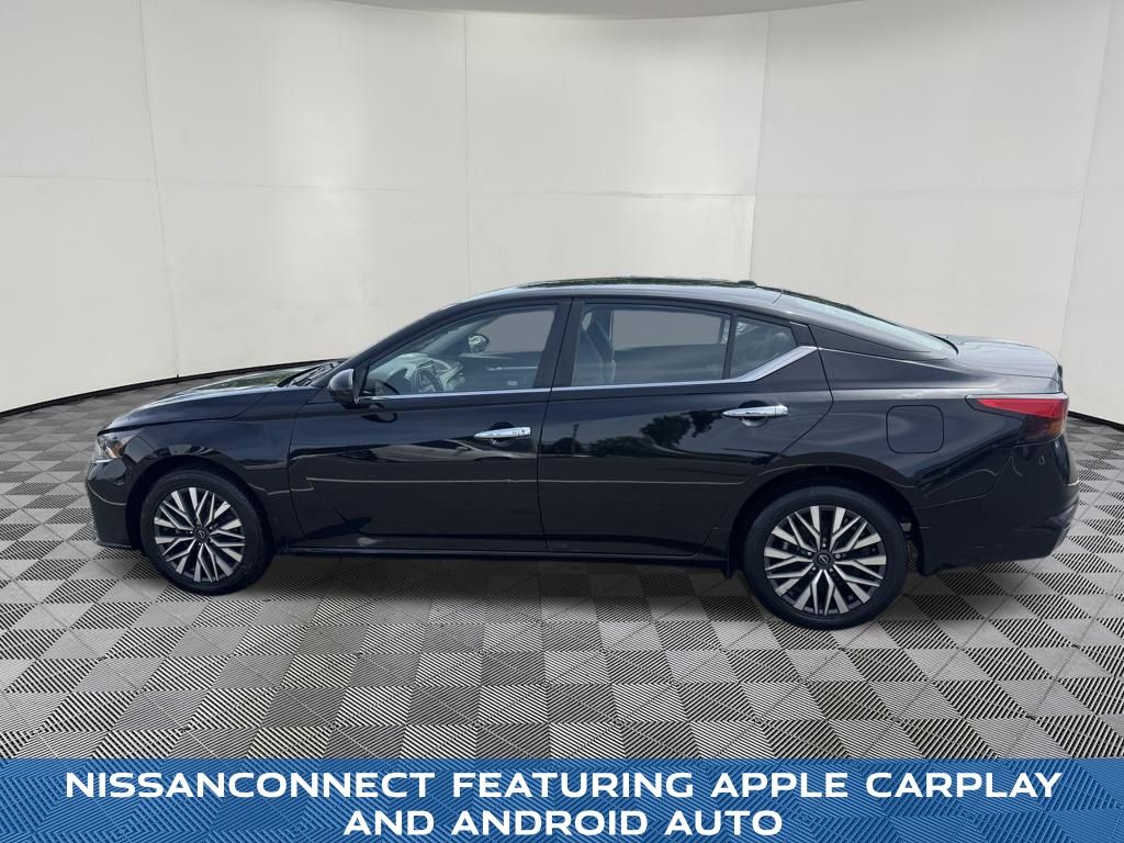 2023 Nissan Altima SV - Photo 8