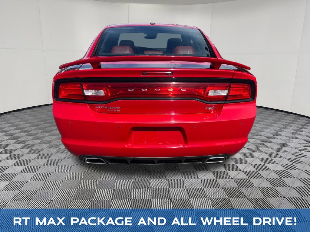 2012 Dodge Charger view 4