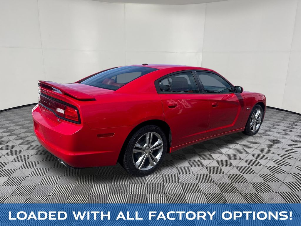 2012 Dodge Charger view 5
