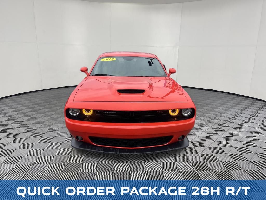 2019 Dodge Challenger view 2