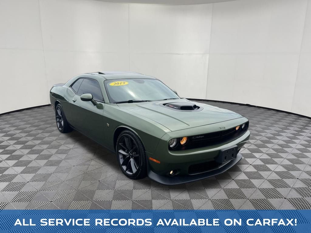 2019 Dodge Challenger view 3