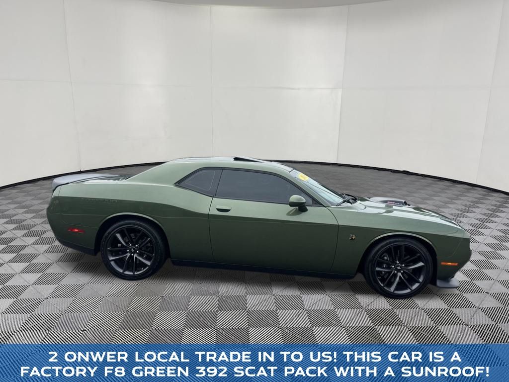 2019 Dodge Challenger view 4
