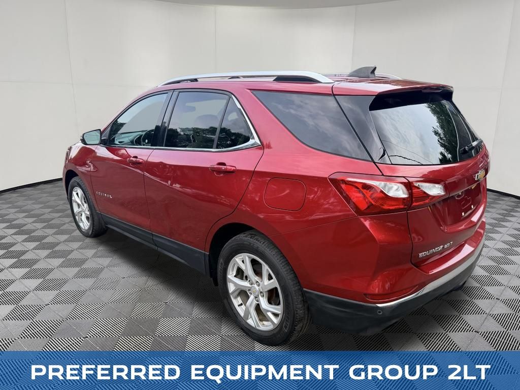 2018 Chevrolet Equinox view 5