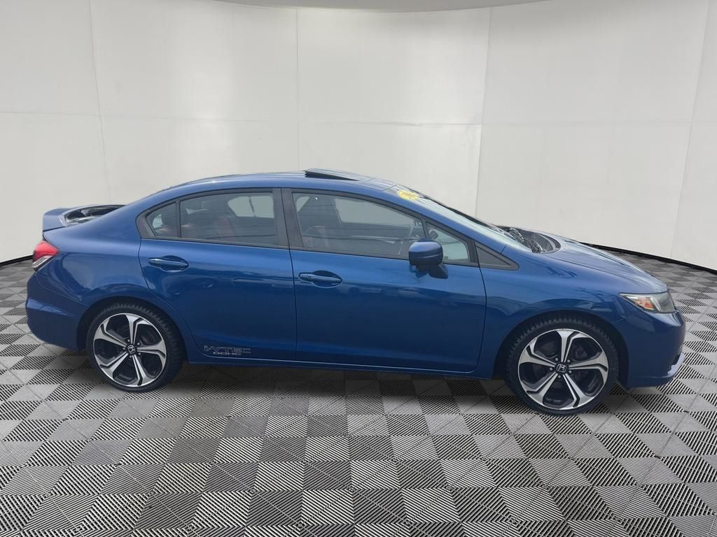 2015 Honda Civic view 4