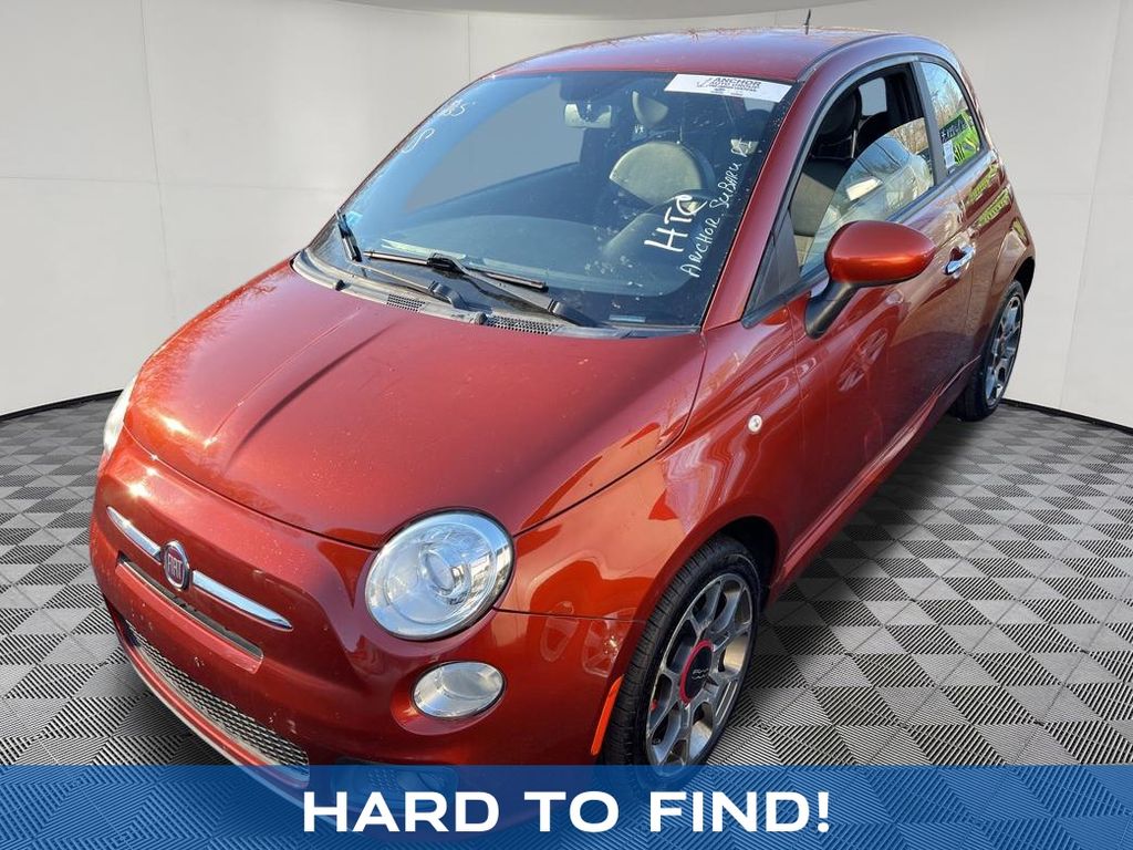 2013 Fiat 500 view 3