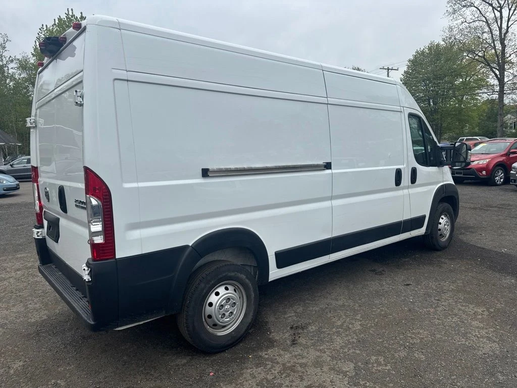 2023 Ram ProMaster 2500 view 5