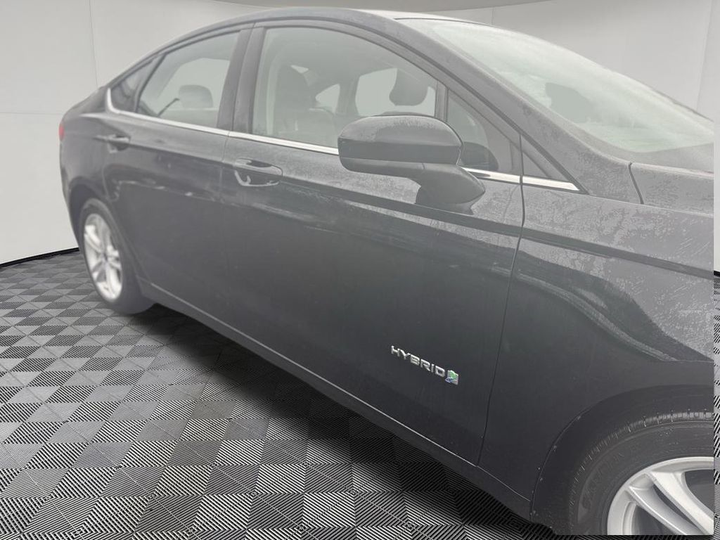 2018 Ford Fusion Hybrid S - Photo 10
