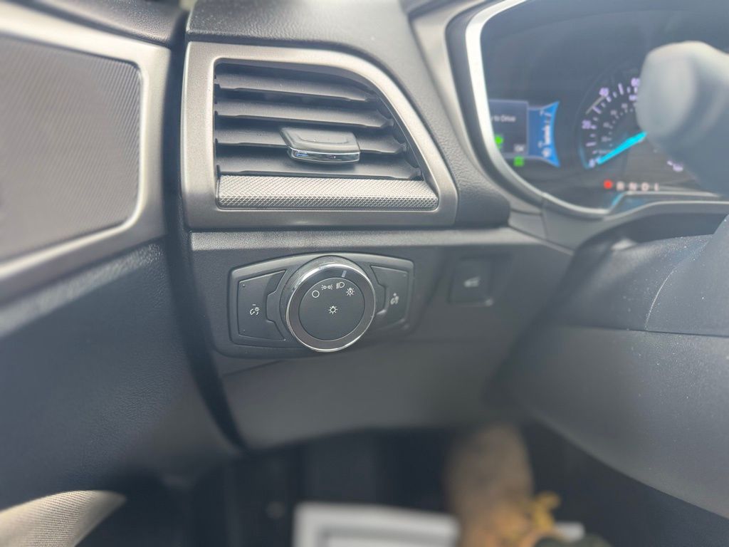 2018 Ford Fusion Hybrid S - Photo 22