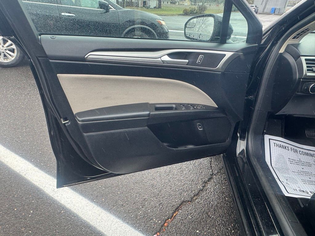 2018 Ford Fusion Hybrid S - Photo 24