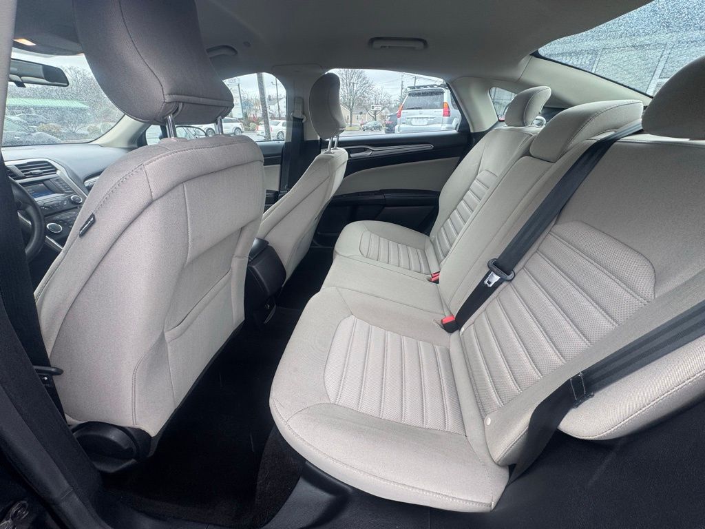 2018 Ford Fusion Hybrid S - Photo 26