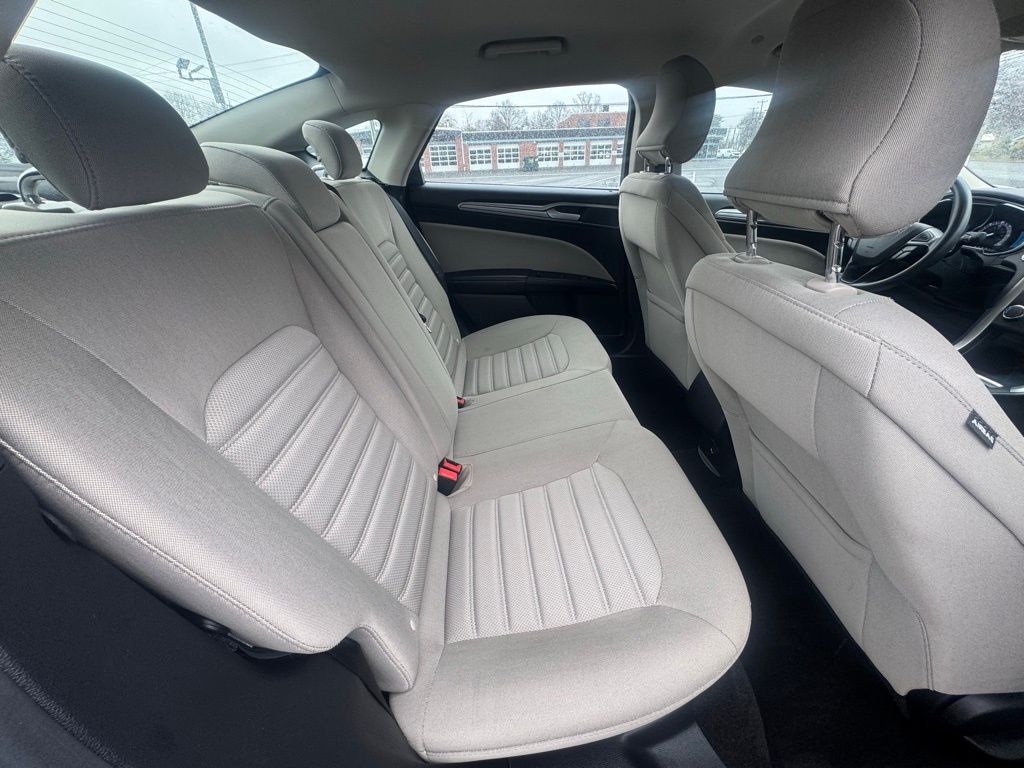 2018 Ford Fusion Hybrid S - Photo 28