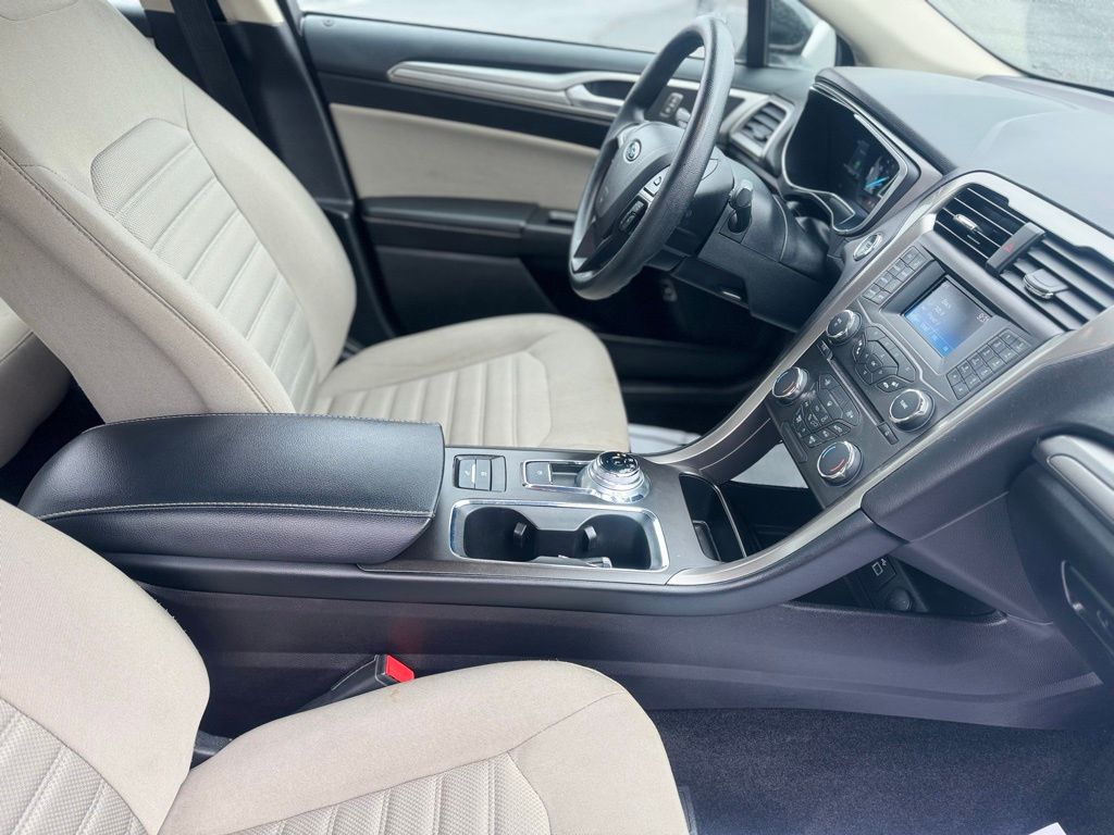 2018 Ford Fusion Hybrid S - Photo 33