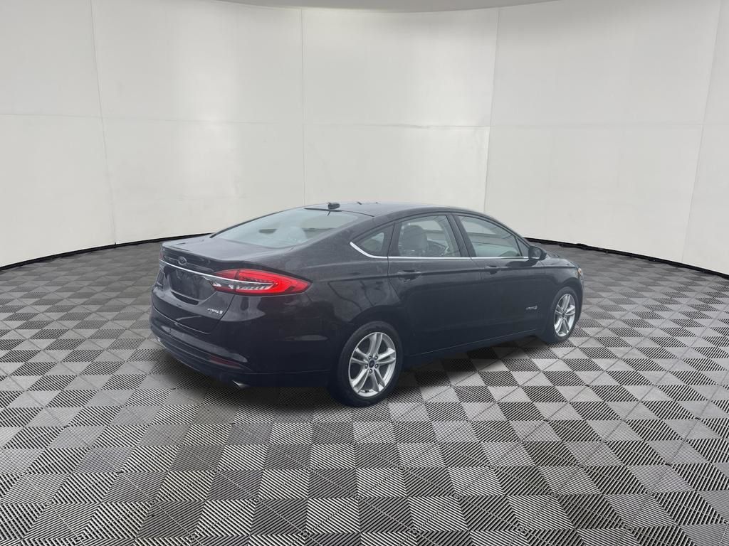 2018 Ford Fusion Hybrid view 5