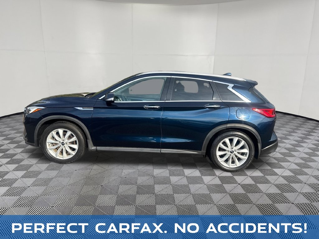 2019 INFINITI QX50 view 3