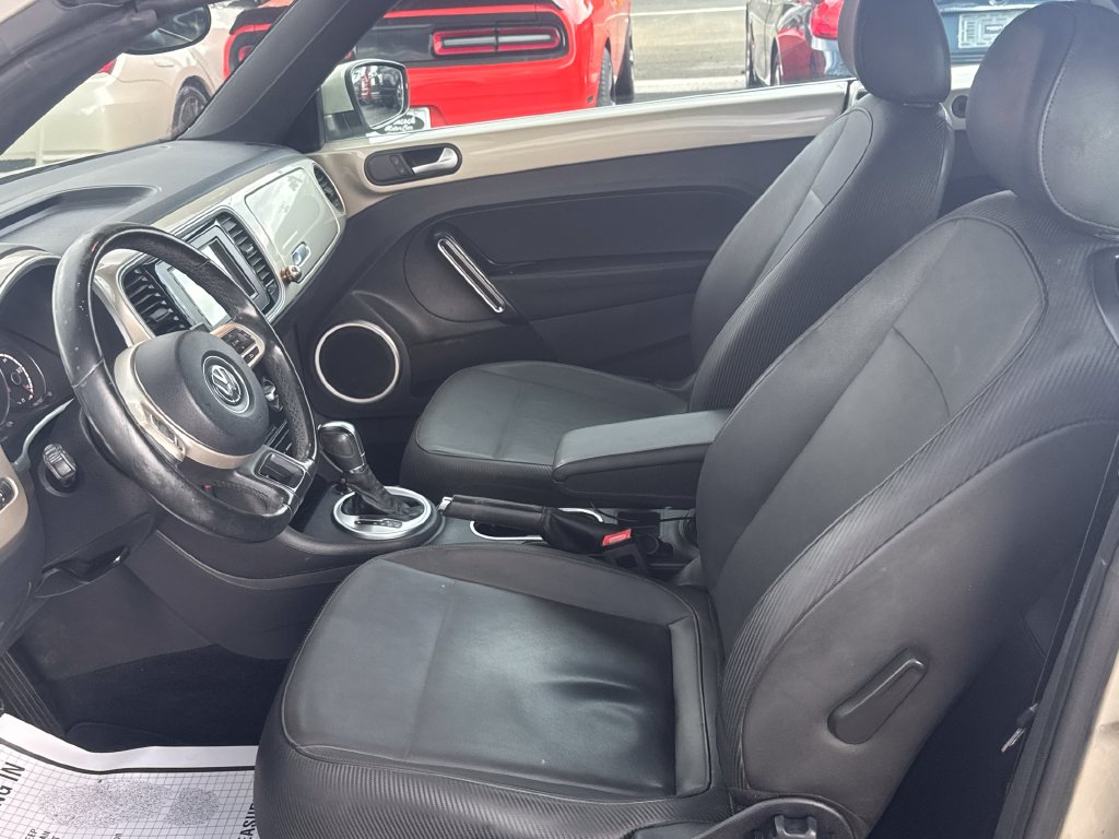 2014 Volkswagen Beetle 10