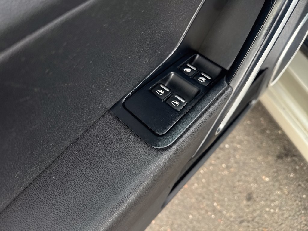 2014 Volkswagen Beetle 12