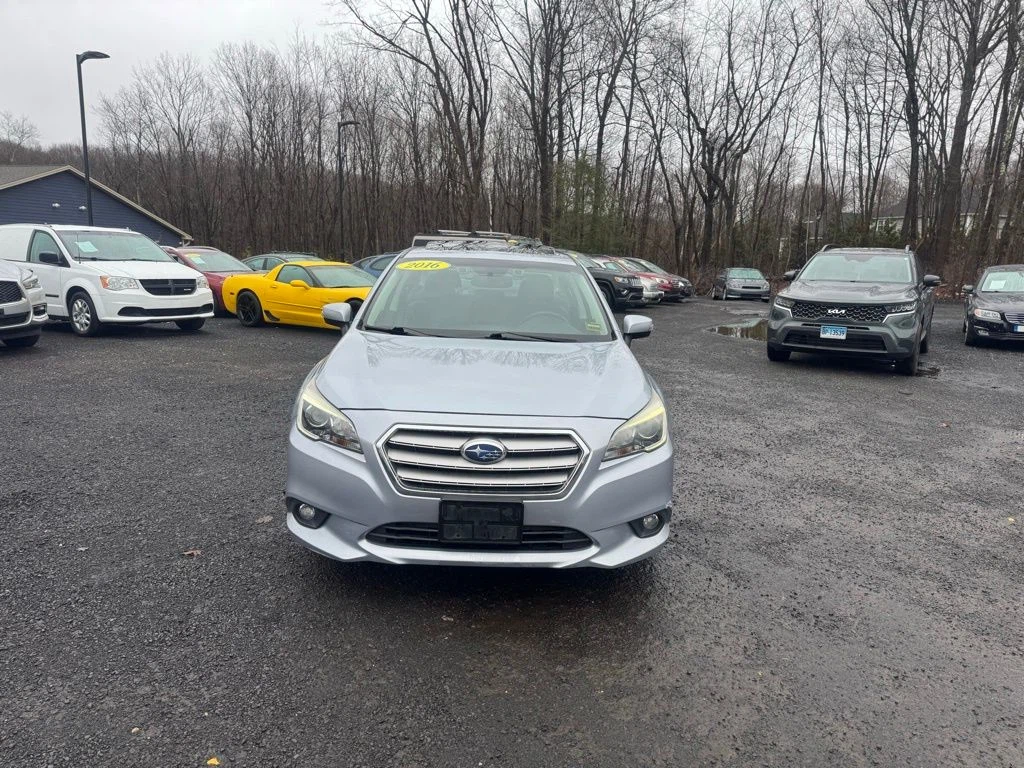 2016 Subaru Legacy view 2