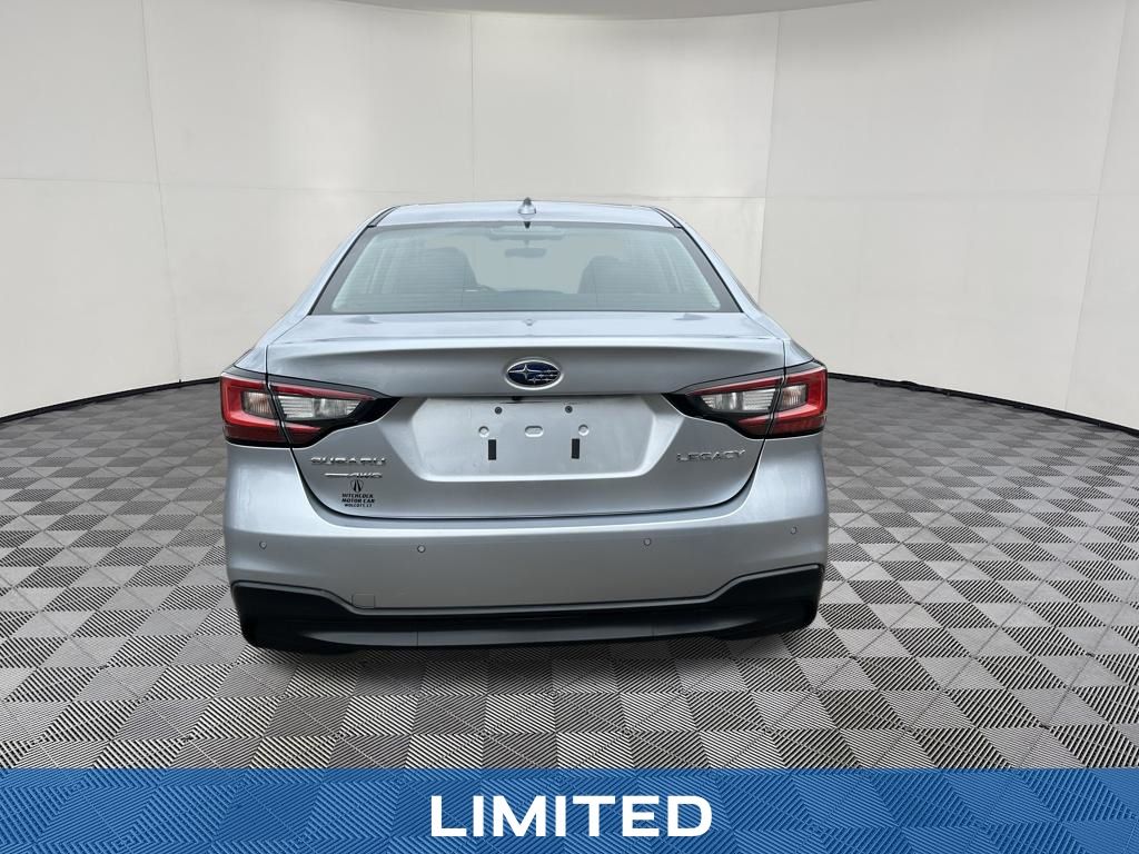 2020 Subaru Legacy view 4