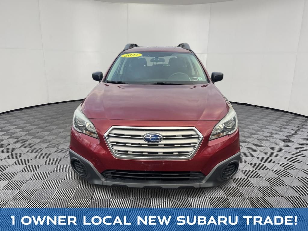 2017 Subaru Outback view 2