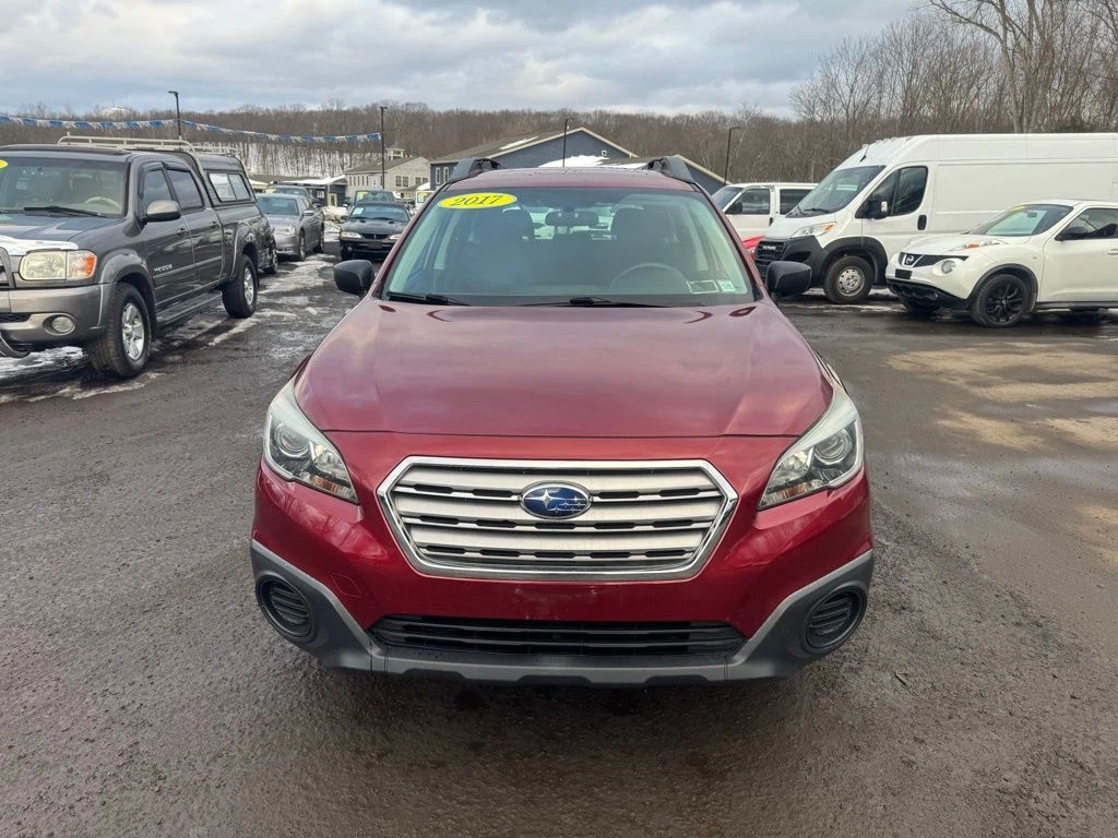 2017 Subaru Outback view 2