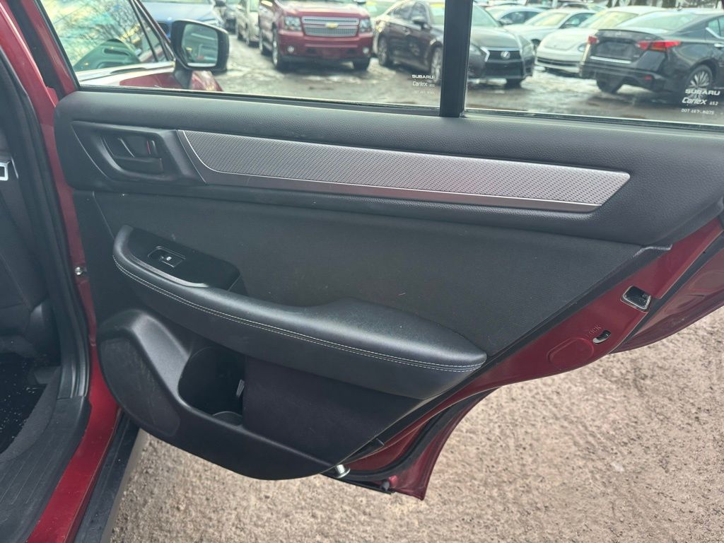 2017 Subaru Outback Base - Photo 26