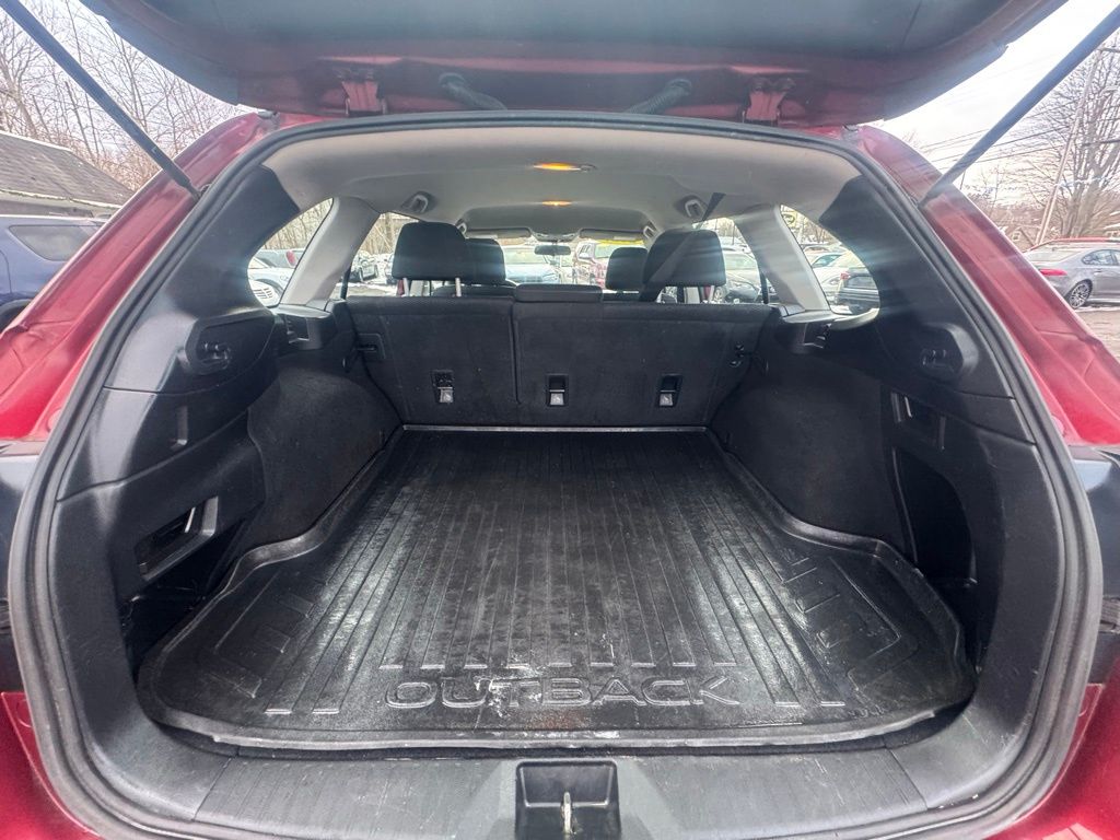 2017 Subaru Outback Base - Photo 28