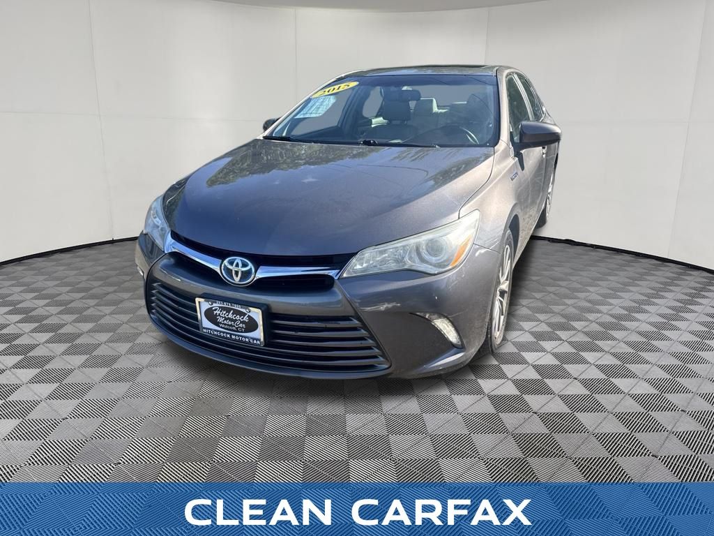 2015 Toyota Camry Hybrid view 2