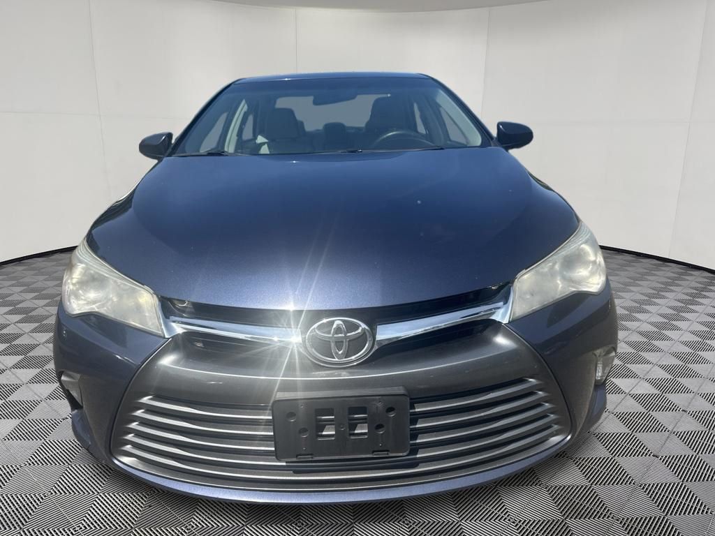 2017 Toyota Camry view 5