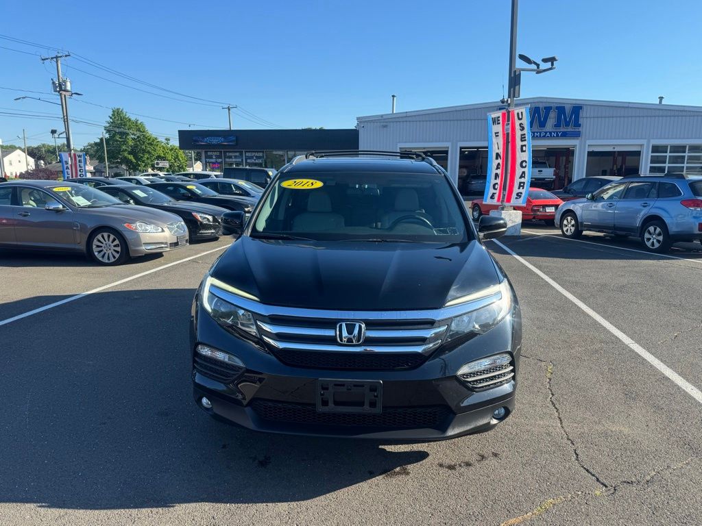2018 Honda Pilot view 2