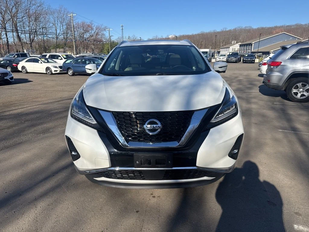 2020 Nissan Murano view 3