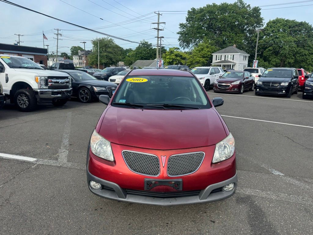 2005 Pontiac Vibe view 2